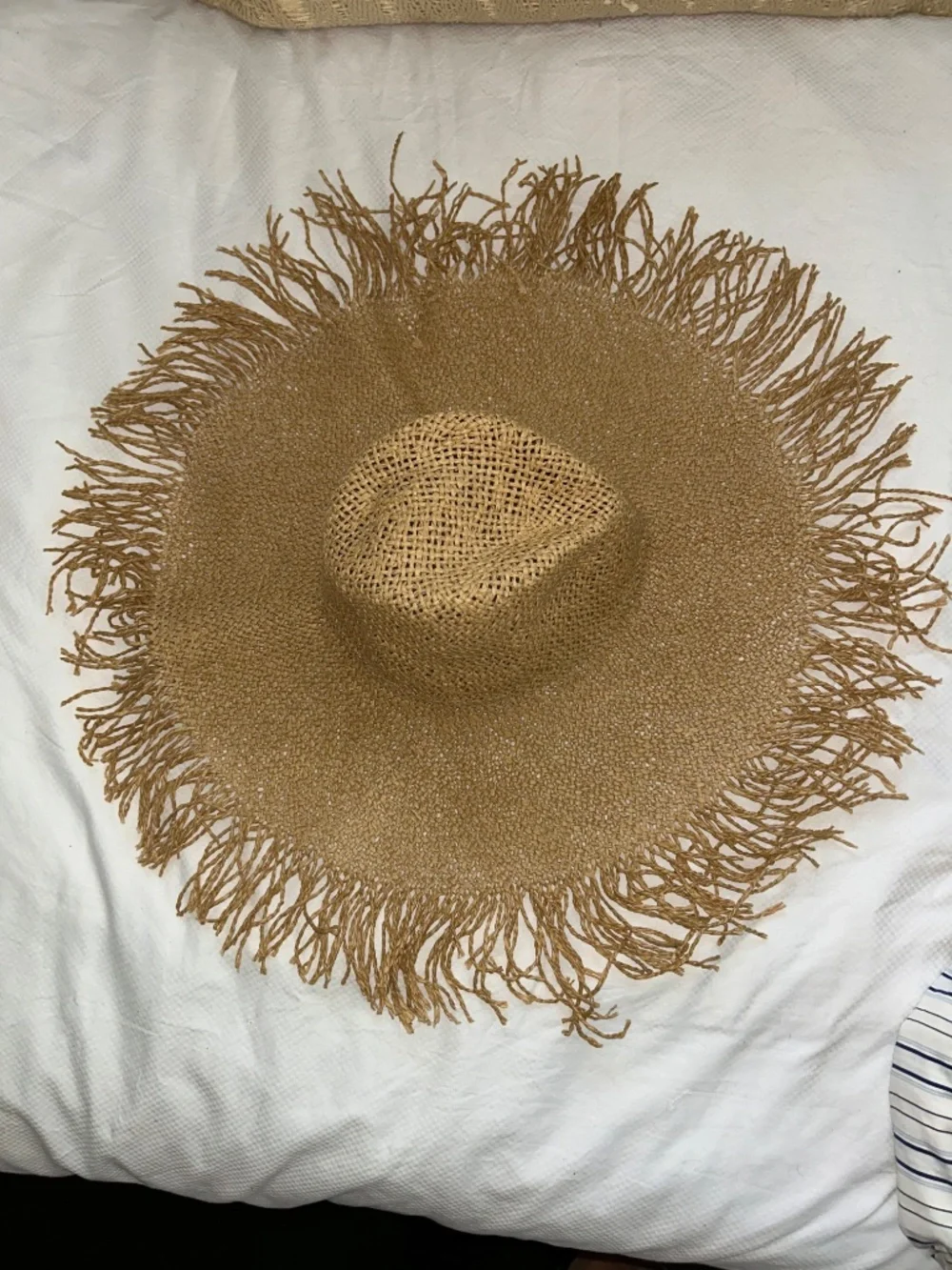 H&M NEW straw fringe trim wide brimmed Sun beach pool hat